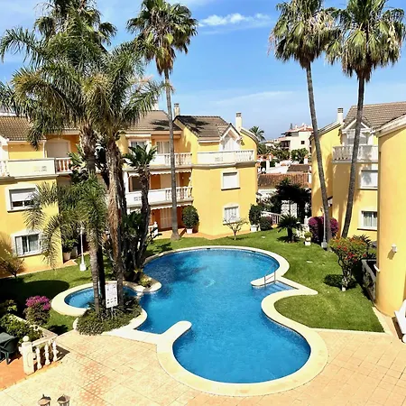 Holiday home Adosado Nadine Locdenia *