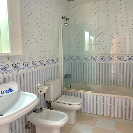 Holiday home Adosado Nadine Locdenia